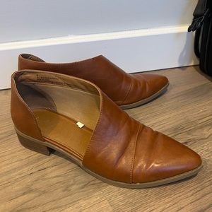 Universal Thread Cut Out Loafers